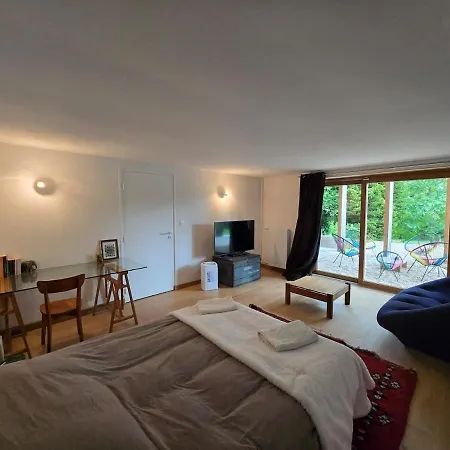 Maison D'architecte, Calme Et Nature Reunis